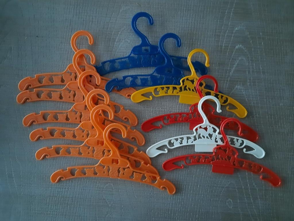 12 vintage kapstokjes voor kinderkleding, Ophalen of Verzenden, Zo goed als nieuw