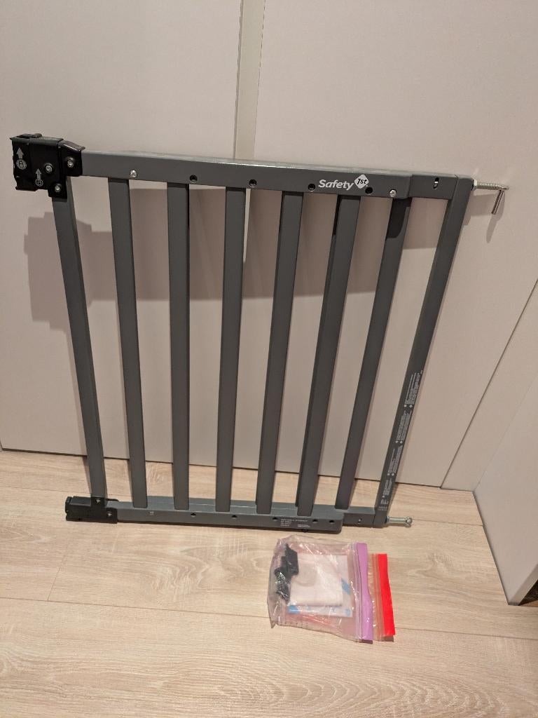 Traphekje verstelbaar, Ophalen, Gebruikt, 100 tot 115 cm, Klemhekje