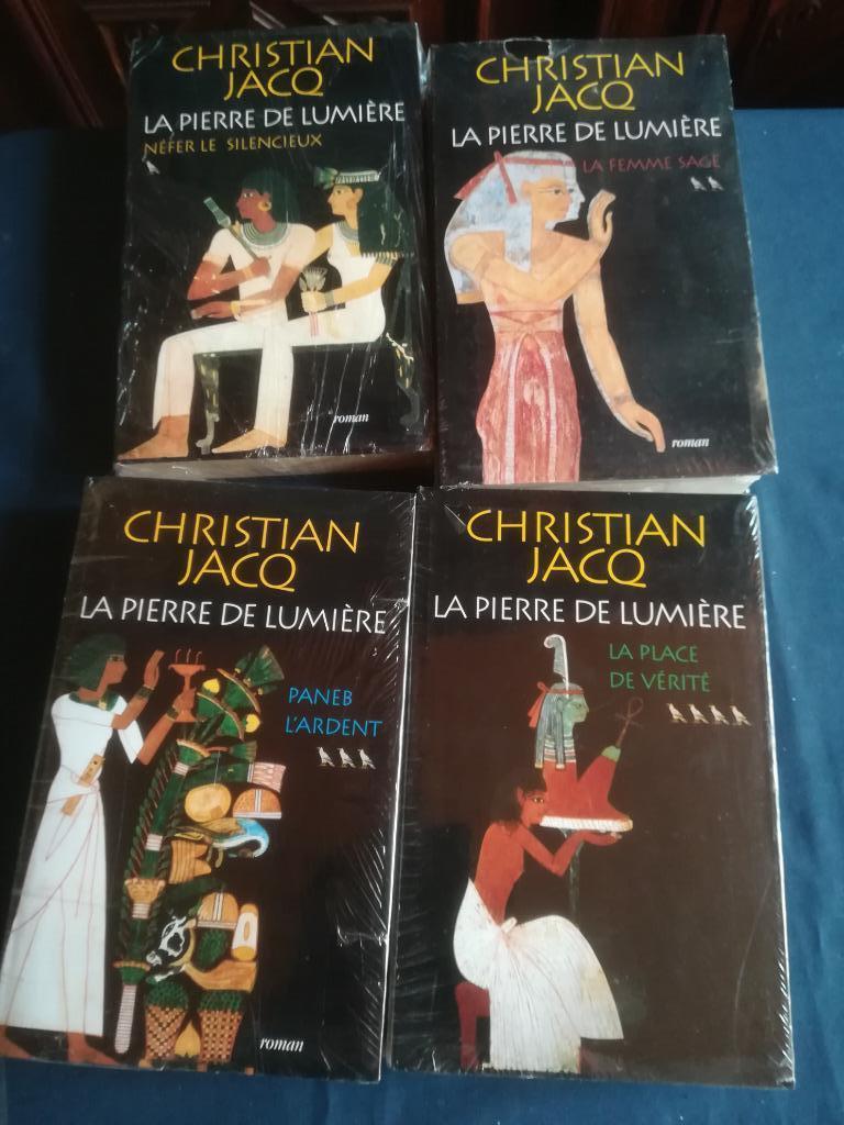 Christian JACQUES - La Pierre de Lumière - 4 Volumes de Luxe, Enlèvement ou Envoi, Neuf, Christian Jacques