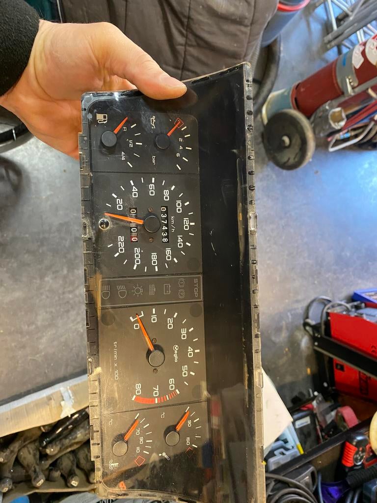 Compteur 205 gti, Autos : Pièces & Accessoires, Enlèvement ou Envoi, Utilisé, Peugeot