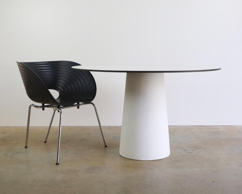 Table classique MOOOI ronde ø120cm Marcel Wanders, Maison & Meubles, Tables | Tables d'appoint, Utilisé, Rond, 60 cm ou plus, 75 cm ou plus