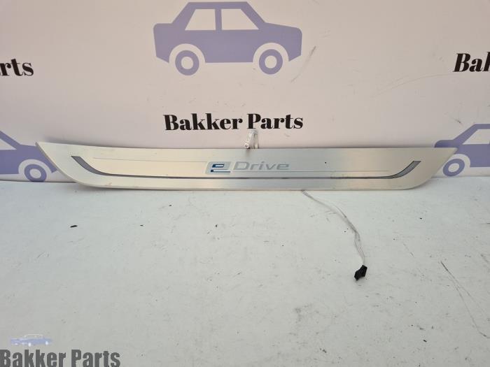 Afdeklijst dorpel rechts van een BMW 7-Serie, Gebruikt, -, -, 3 maanden garantie
