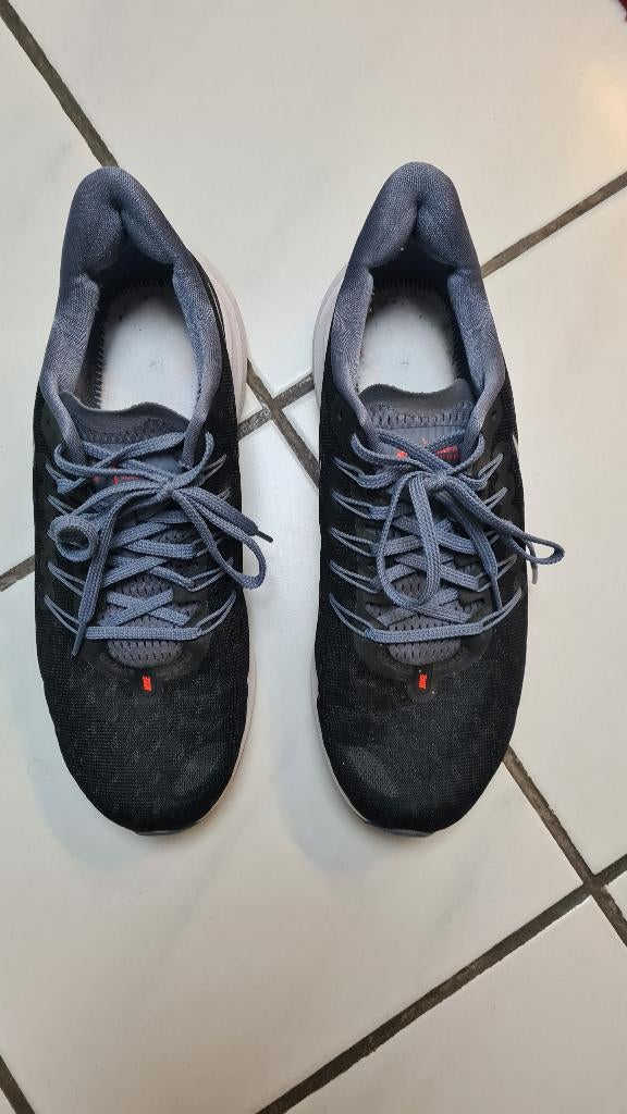 Nike Zoom Vomero, Sports & Fitness, Course, Jogging & Athlétisme, Course à pied, Nike, Chaussures de course à pied, Comme neuf