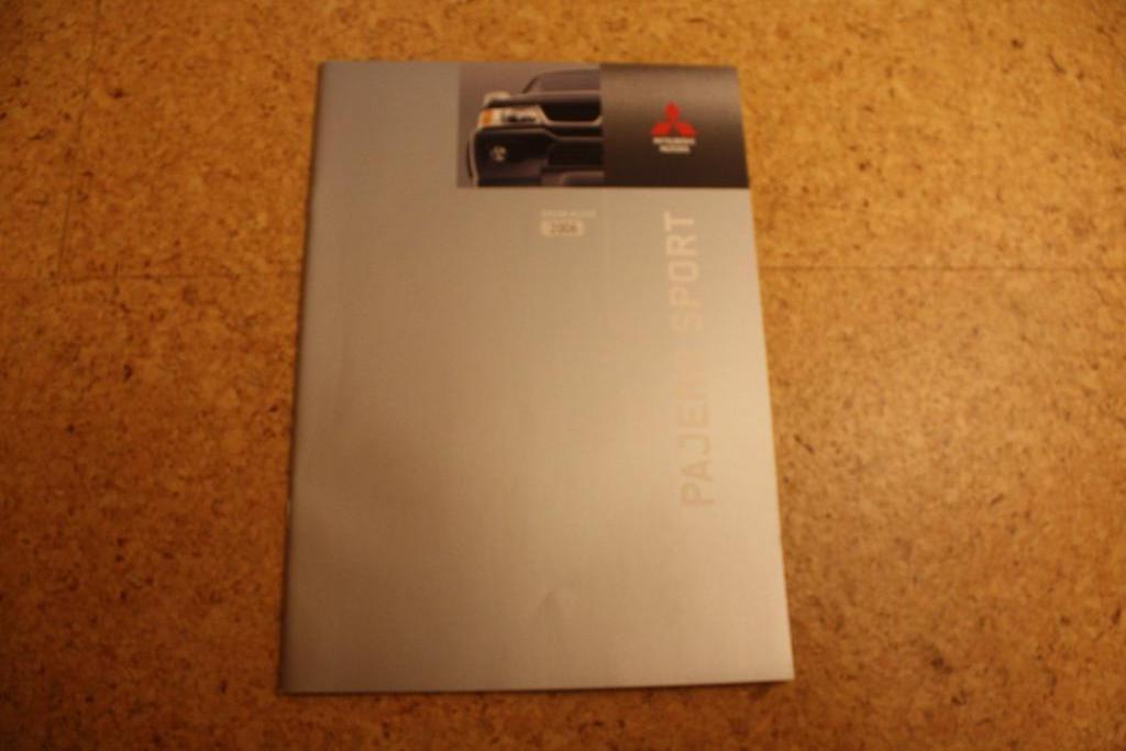 Mitsubishi Pajero Sport brochure 2006, Ophalen of Verzenden, Zo goed als nieuw, Folder