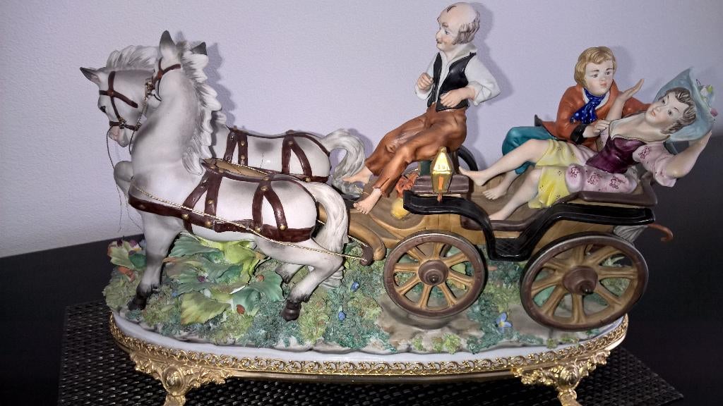 Capodimonte : porseleinen tweespan- gemerkt, Antiek en Kunst, Ophalen of Verzenden
