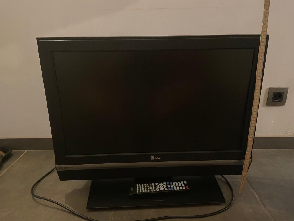 TV LCD  69cm 27" LG 27LC2R, Enlèvement ou Envoi, 60 à 80 cm, LCD, Utilisé