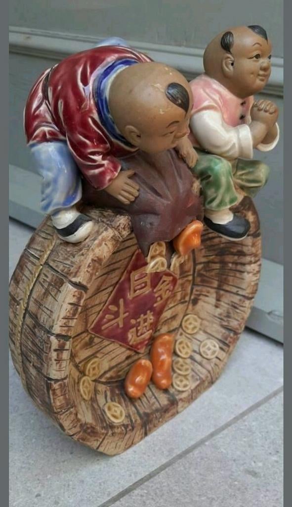 Oud,Japans  Beeldje getekend keramiek, Ophalen of Verzenden, Zo goed als nieuw