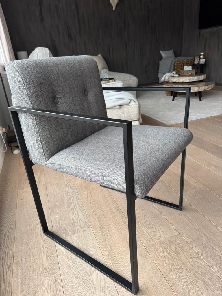 100 euro voor 4 stoelen, Ophalen, Gebruikt