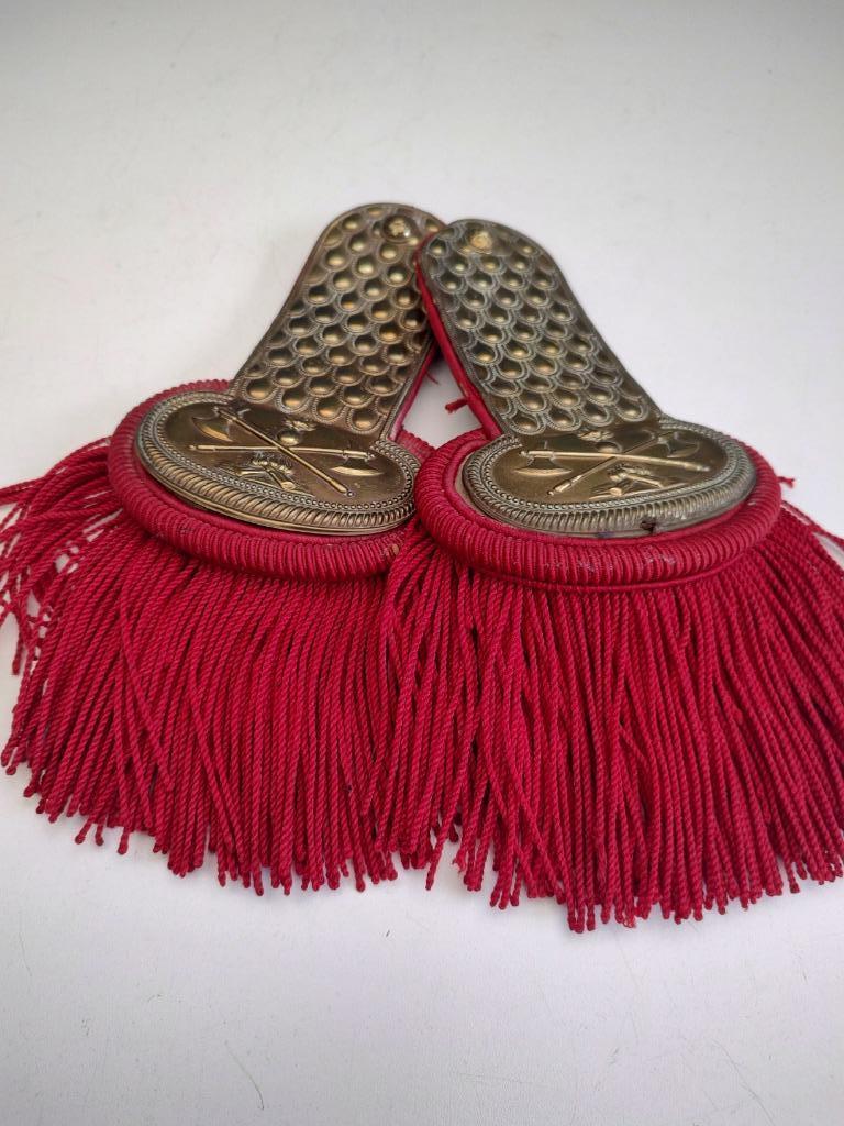 Franse brandweer epauletten, Verzamelen, Verzenden