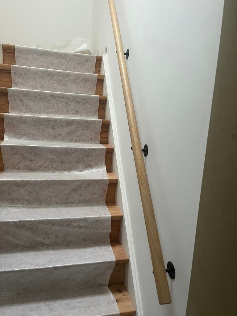 Houten eiken ronde trapleuning, Doe-het-zelf en Bouw, Ophalen, Zo goed als nieuw