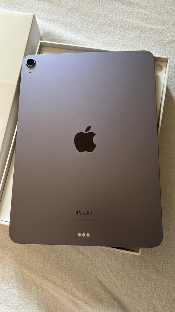 Ipad Air (5th generation) paars, Computers en Software, Apple iPads, 10 inch, Overige kleuren, Apple iPad Air, Nieuw