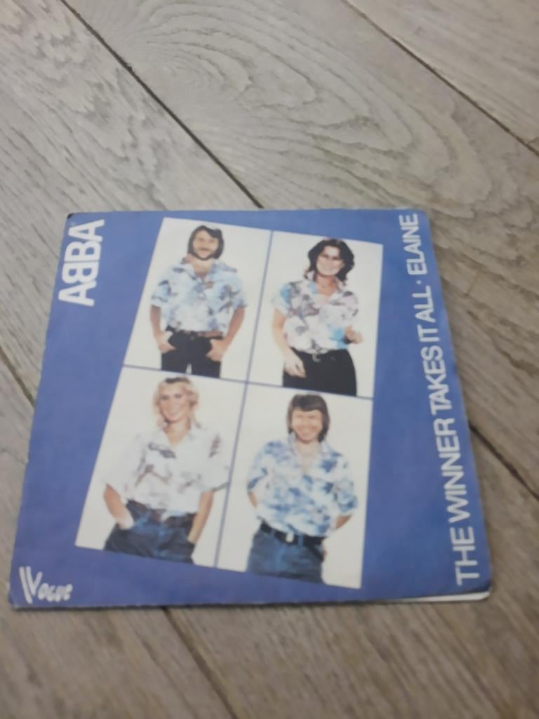 Célibataire : Abba : le gagnant remporte tout, Enlèvement ou Envoi, Comme neuf