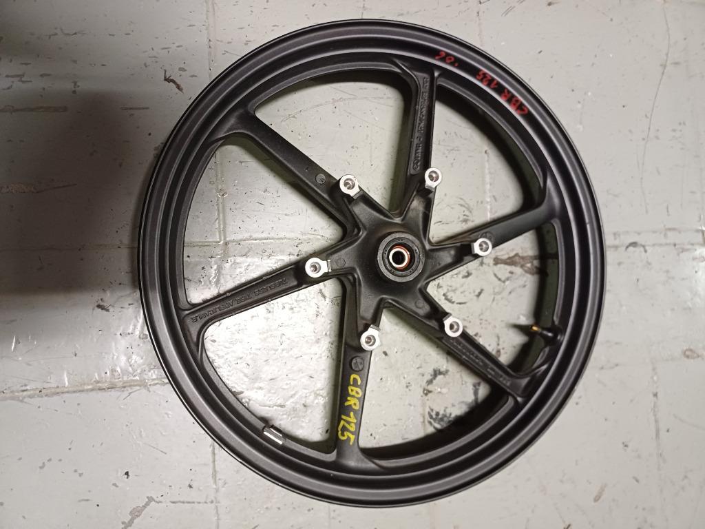 honda cbr 125 model '04-10 voorwiel velg, Enlèvement ou Envoi, Utilisé