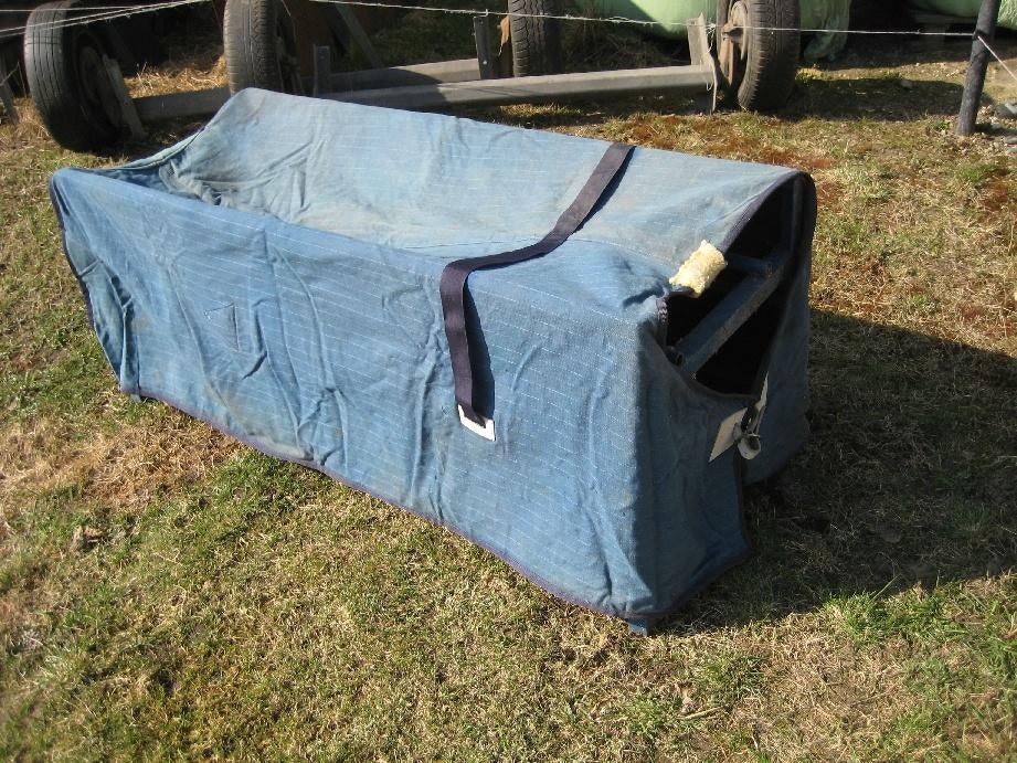 Couverture pour cheval en toile imperméable + plusieurs, Enlèvement ou Envoi, Comme neuf, Couverture
