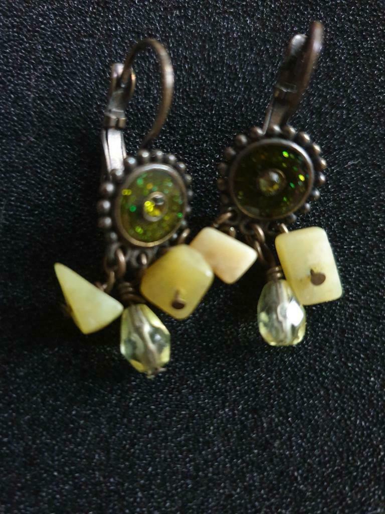 Boucles d'oreilles ( 2 choix), Enlèvement ou Envoi, Comme neuf
