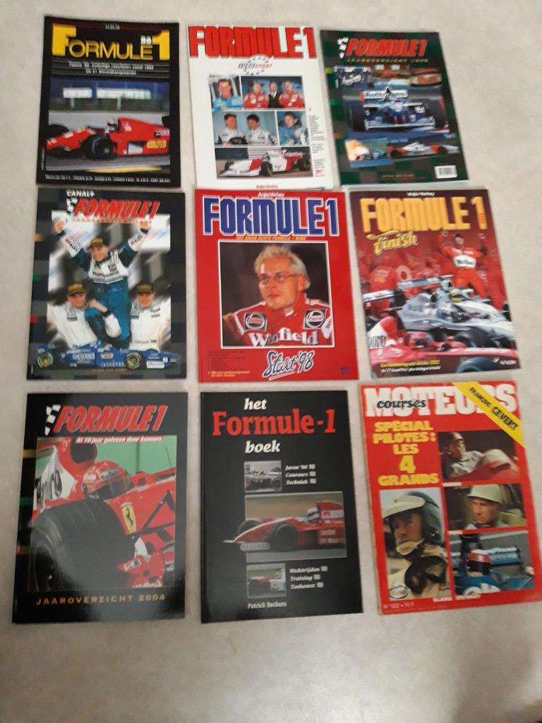 Annuaires de FORMULE 1. Et Moteur., Envoi, Comme neuf