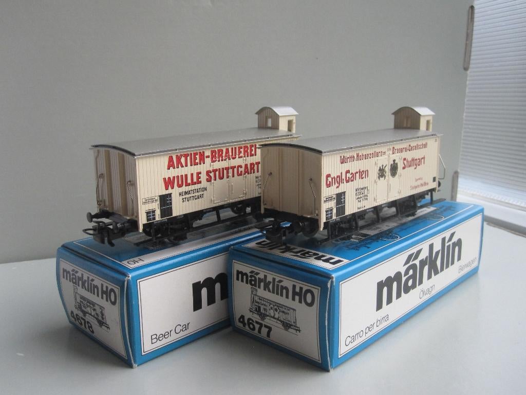 Märklin 4677 - 4678, Enlèvement ou Envoi, Courant alternatif, Wagon, Comme neuf