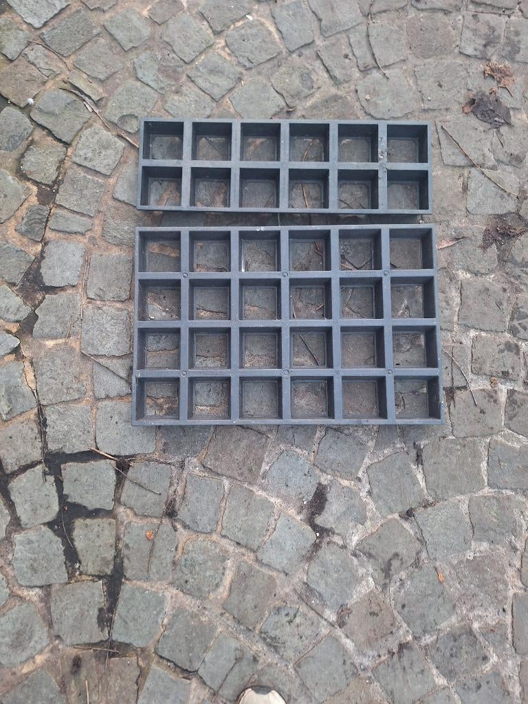 Kwekerij potten tray p12 voor planten, Tuin en Terras, Kweekspullen, Ophalen, Zo goed als nieuw, Kweekbak