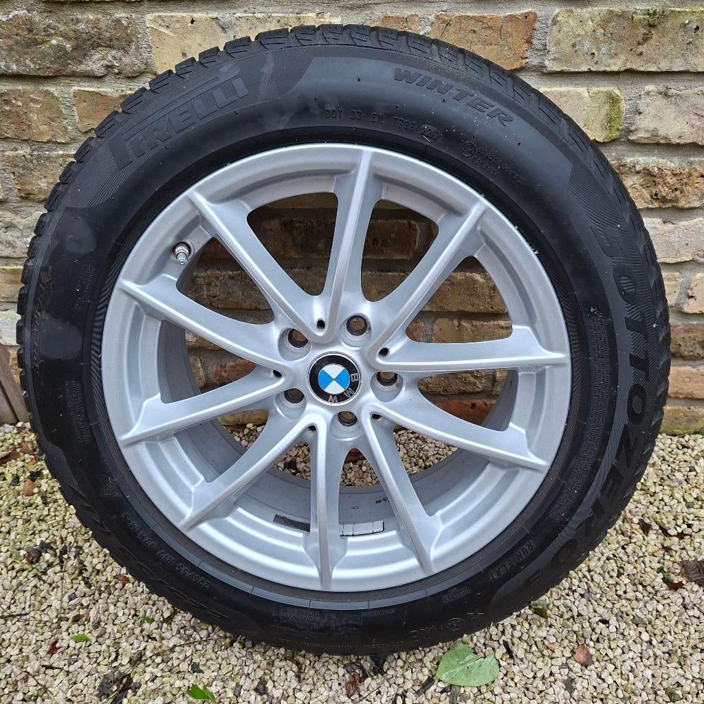 velgen BMW 5-reeks + winterbanden, Autos : Pièces & Accessoires, Pneus & Jantes, Pneus hiver, Véhicule de tourisme, 17 pouces