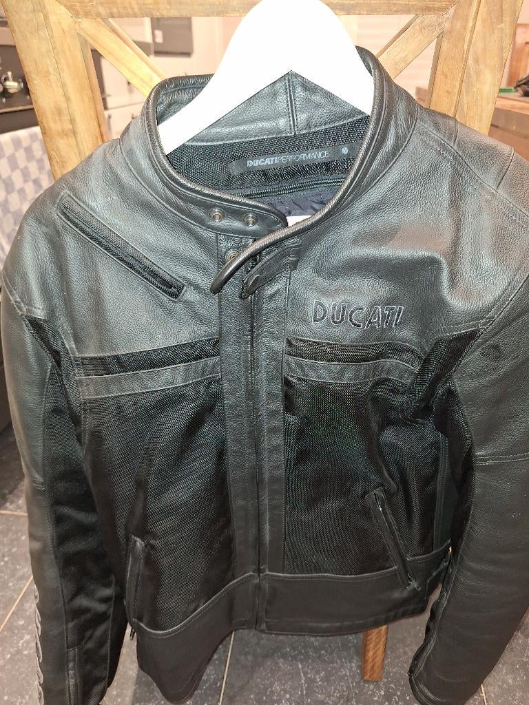 Motorvest ducati dames, Motoren, Kleding | Motorkleding, Ophalen, Jas | leer, Dames, Ducati