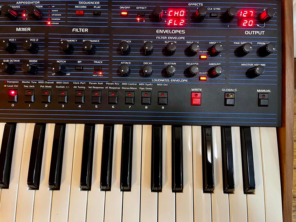 Oberheim OB6, Ophalen of Verzenden, Zo goed als nieuw, Met midi-aansluiting, 49 toetsen