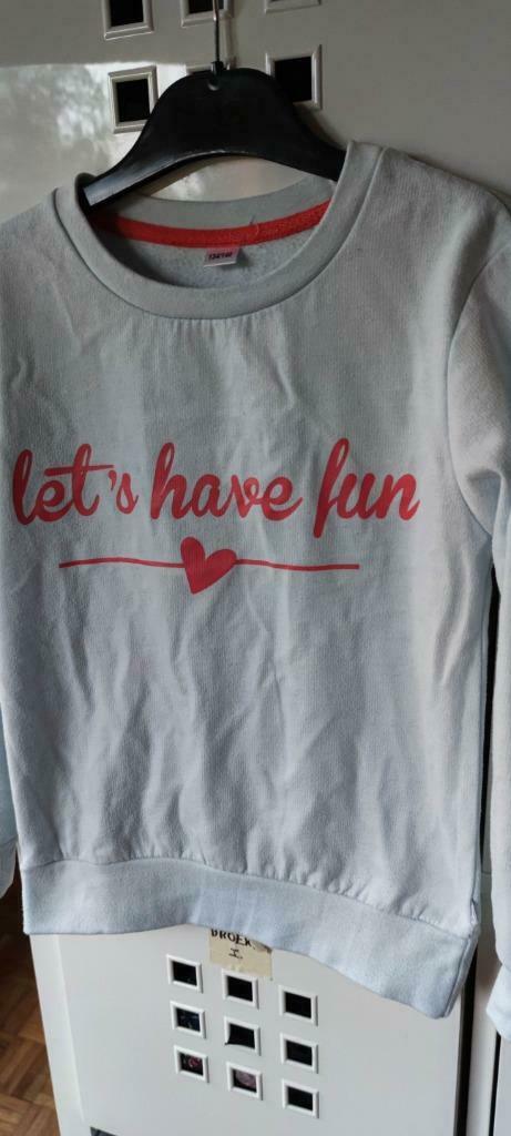 Pastelblauwe zachte sweater Let's have fun 134 140, Gebruikt, Meisje, Trui of Vest, Ophalen of Verzenden