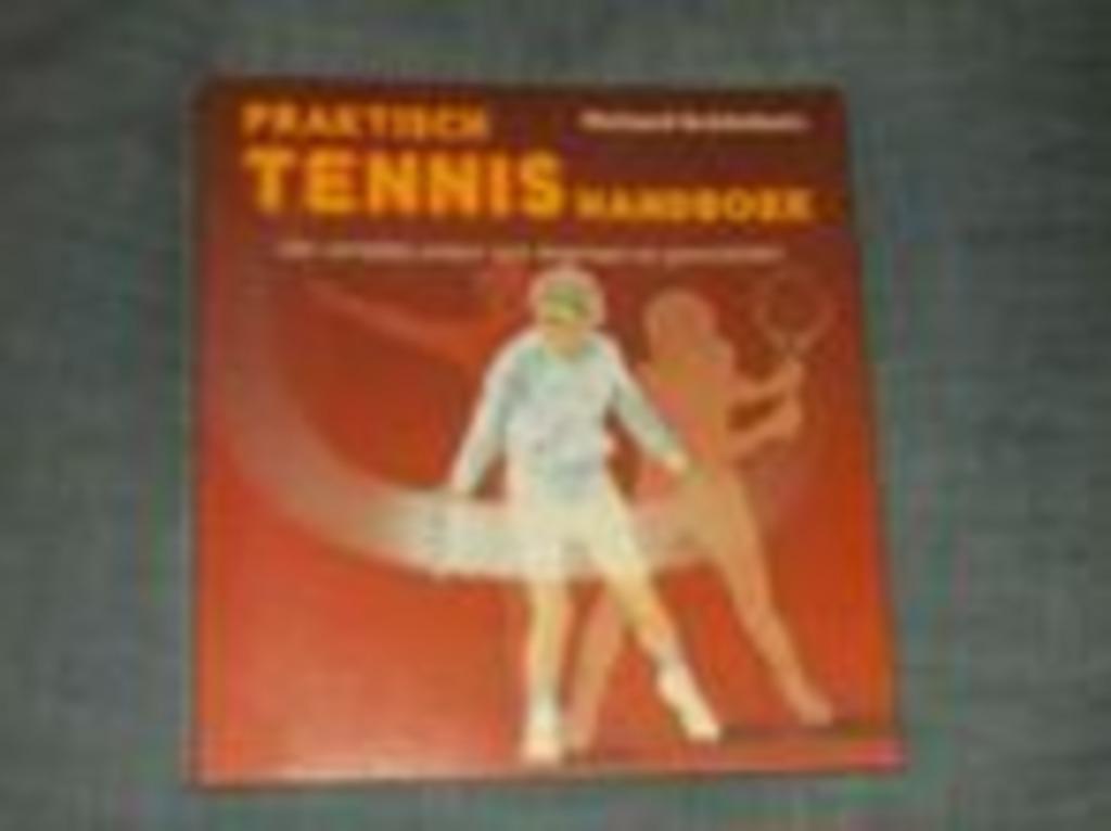 Tennis handboek .Richard Schonbrorn, Sports & Fitness, Tennis, Enlèvement ou Envoi, Comme neuf, Autres types, Autres marques