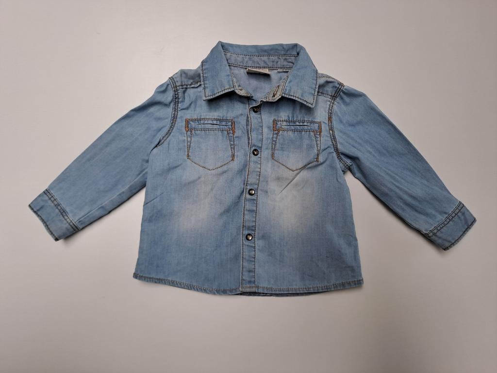 Chemise en jean taille 68, Enfants & Bébés, Vêtements de bébé | Taille 68, Garçon, Enlèvement ou Envoi, Chemise ou Chemisier, Zara