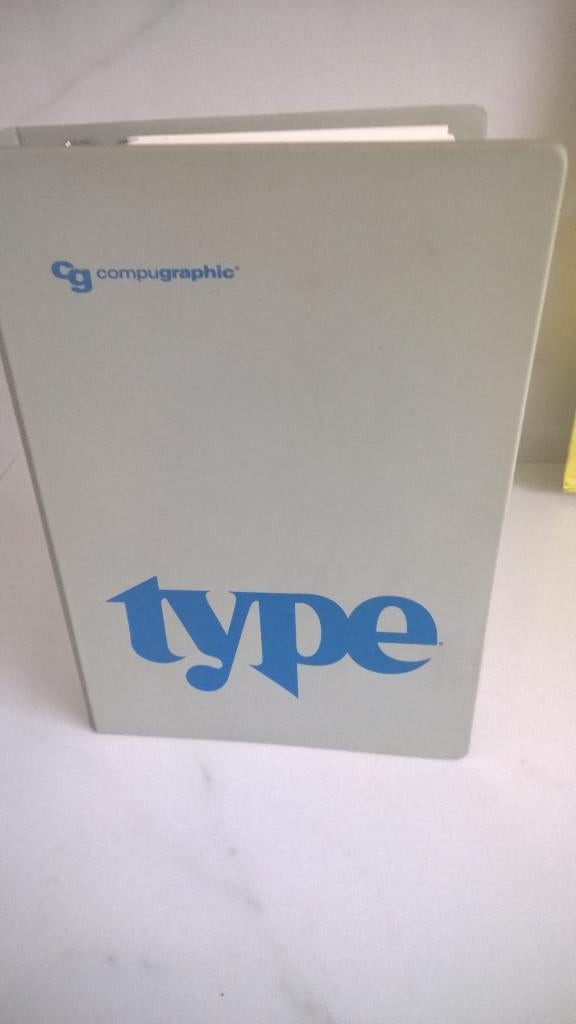 Type : compugraphic- lettertypen, Hobby en Vrije tijd, Ophalen of Verzenden, Zo goed als nieuw, Boek of Gids