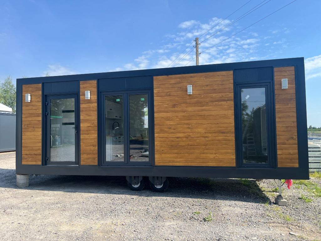 Tiny House 8x3m / Wooncontainer / stacaravan / Mobile home