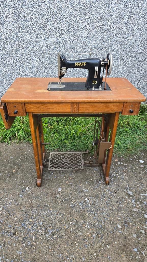 Vintage naaimachine Pfaff antiek, Antiek en Kunst, Ophalen of Verzenden