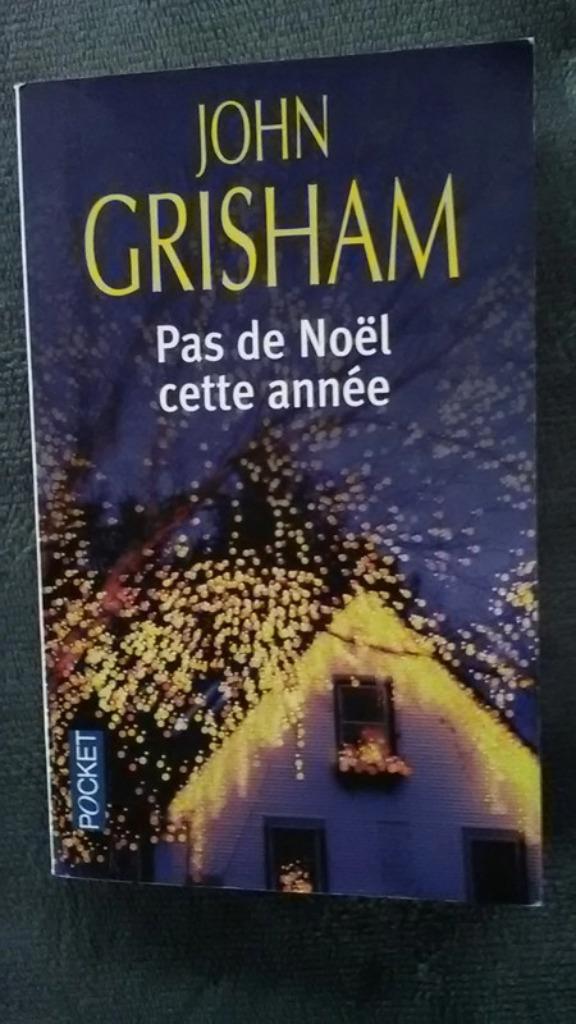 „Geen kerst dit jaar” John Grisham 2001, Ophalen of Verzenden, Zo goed als nieuw, John Grisham, Amerika