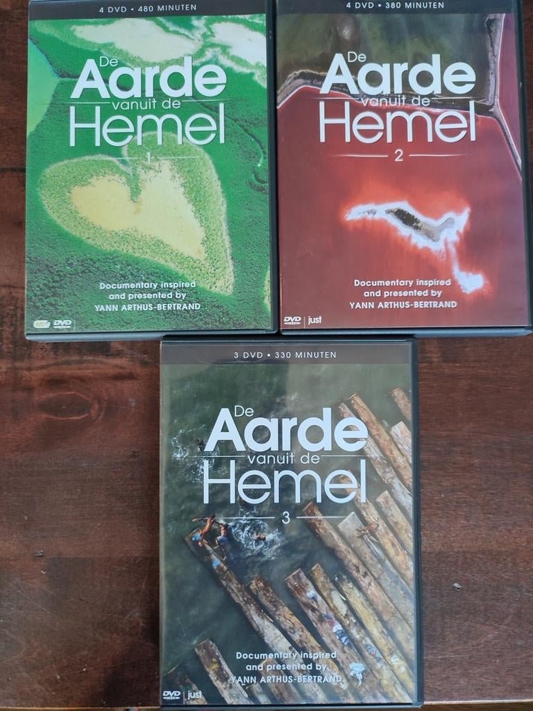 11-DVD box : DE AARDE VANUIT DE HEMEL deel 1 tot en met 11, Ophalen of Verzenden, Zo goed als nieuw