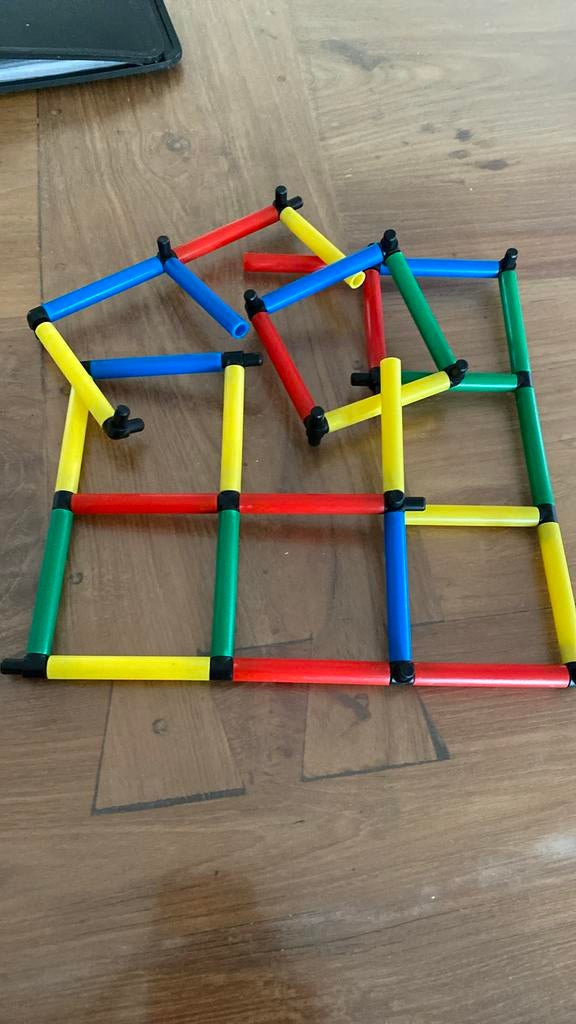 Quadro mini. Wat er op de foto staat is er niets meer of min, Ophalen, Zo goed als nieuw