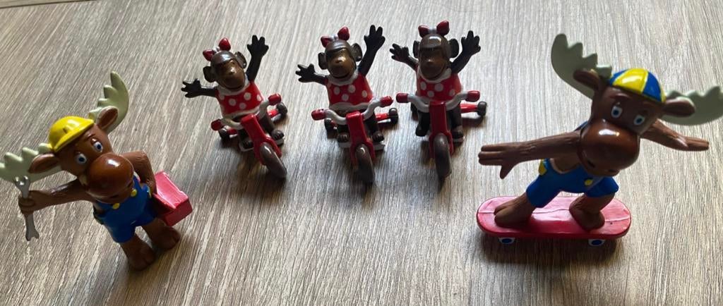 5 figurines : 2 îles Ikea + 3 Omo Lolita., Collections, Jouets miniatures, Comme neuf, Enlèvement ou Envoi