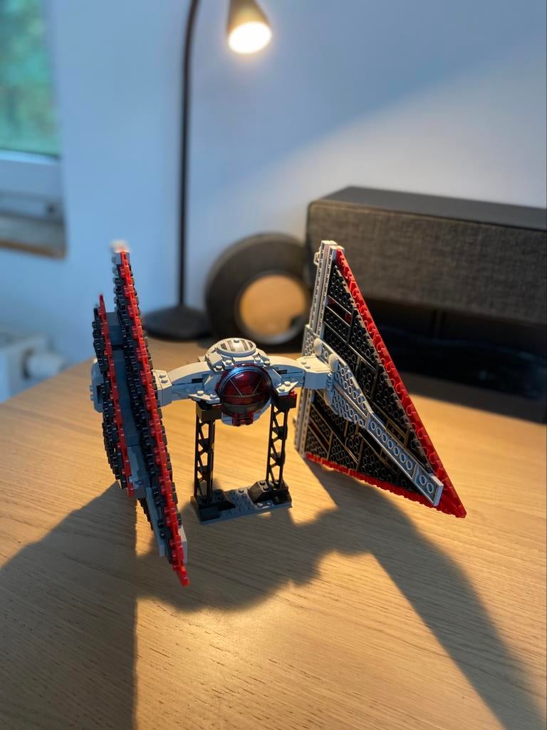 Avec TIE Fighter (75272), Enlèvement, Comme neuf, Statue ou Buste