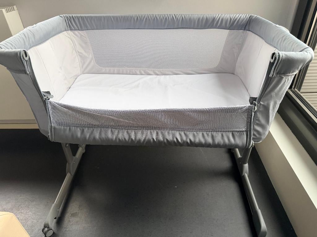 Chicco Next2Me Essential bedside crib, Ophalen, Zo goed als nieuw, Ledikant