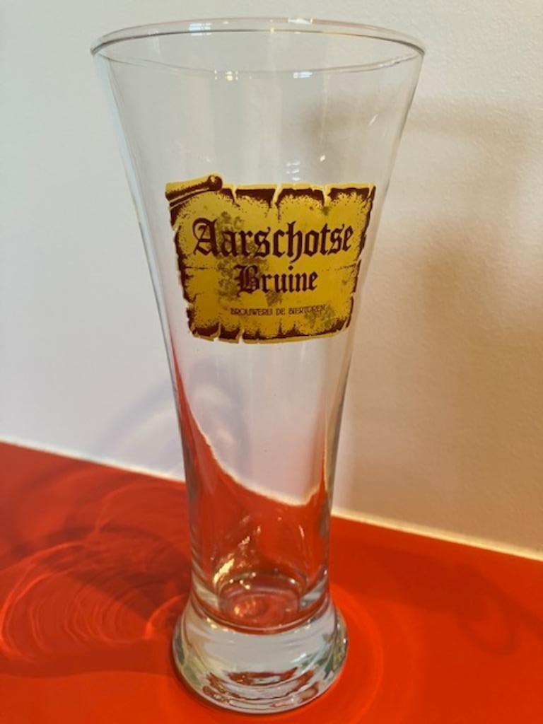 Aarschotse Bruine Brouwerij De Biertoren oud glas Aarschot, Enlèvement ou Envoi, Comme neuf, Verre ou Verres, Autres marques