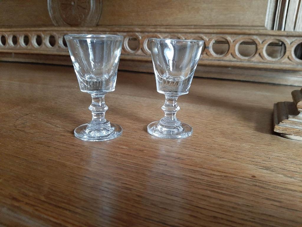Duo de verres à goutte, Collections, Enlèvement ou Envoi