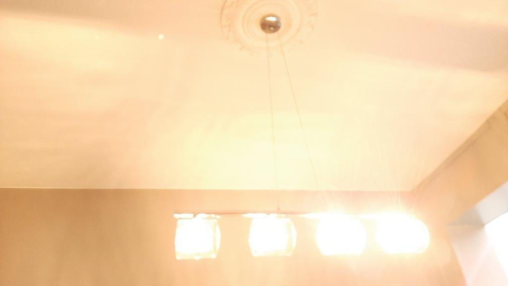 Suspension à 4 points lumineux couleur argent avec lampes en, Enlèvement ou Envoi, Comme neuf, Verre
