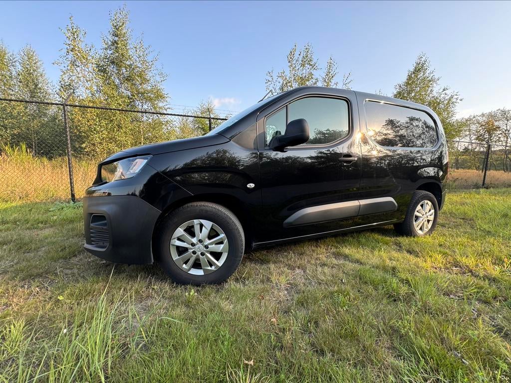 Peugeot Partner AUTOMAAT - 3 zitplaatsen, Stof, Zwart, Zwart, Particulier
