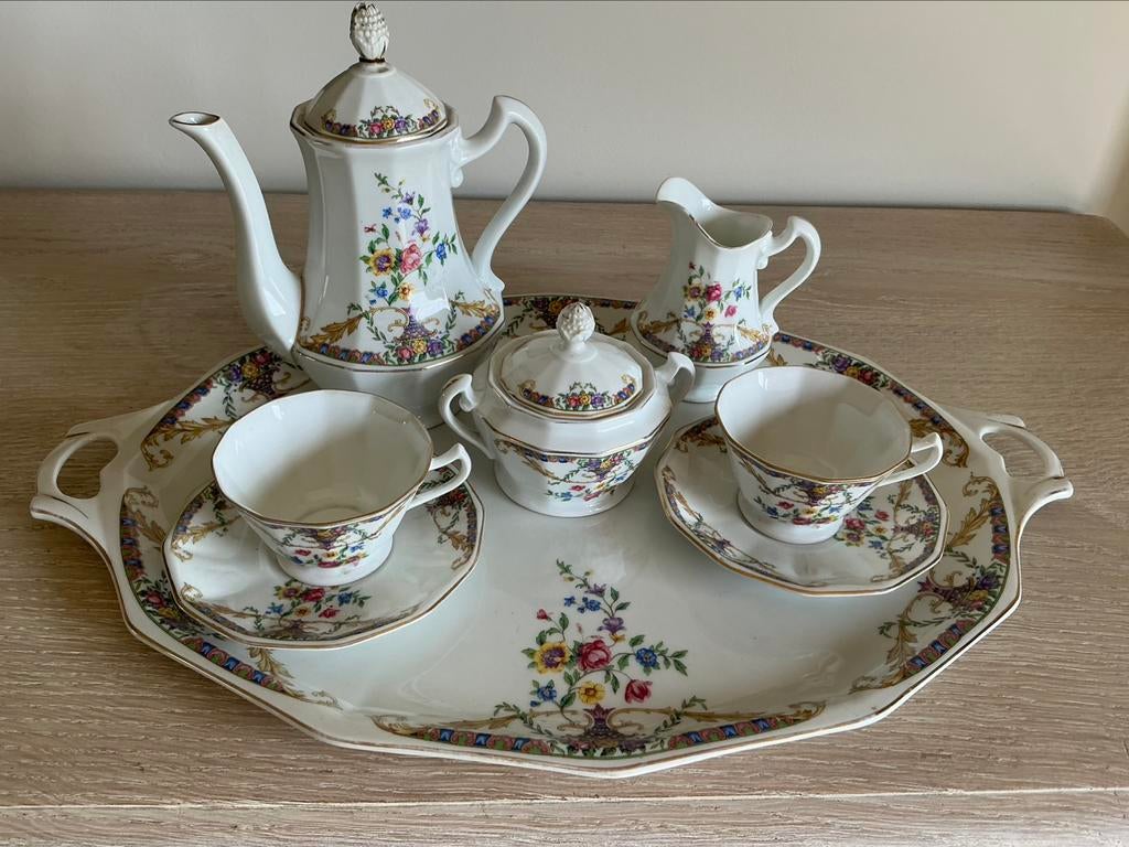 Antiek servies thee for two, Ophalen