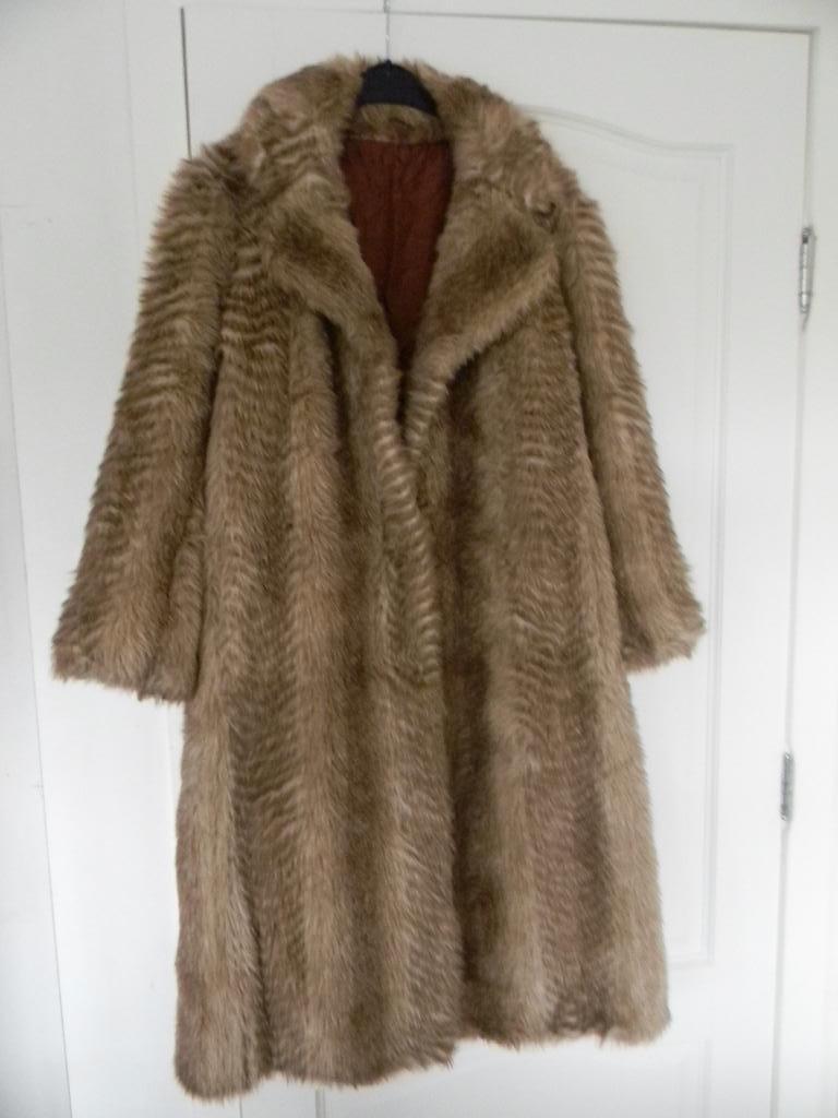 bontmantel (namaak), Kleding | Dames, Ophalen, Zo goed als nieuw, Maat 46/48 (XL) of groter, Bruin