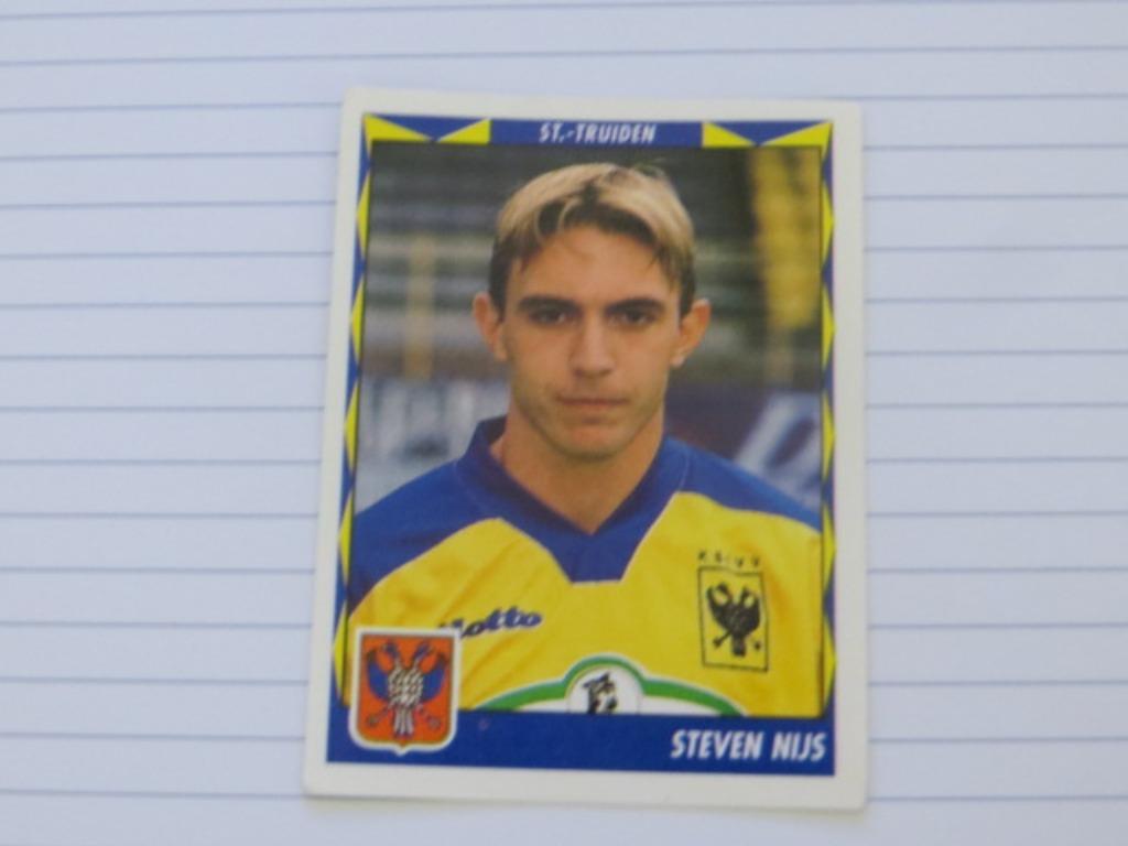 Voetbal : Sticker Football 99 : Steven Nijs - STVV - Panini, Enlèvement ou Envoi, Neuf, Affiche, Image ou Autocollant