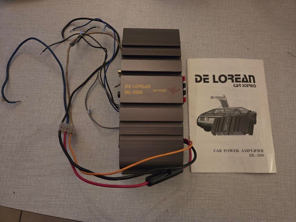 DeLorean Car Stereo,  amplifier DL-200, Ophalen of Verzenden, Zo goed als nieuw