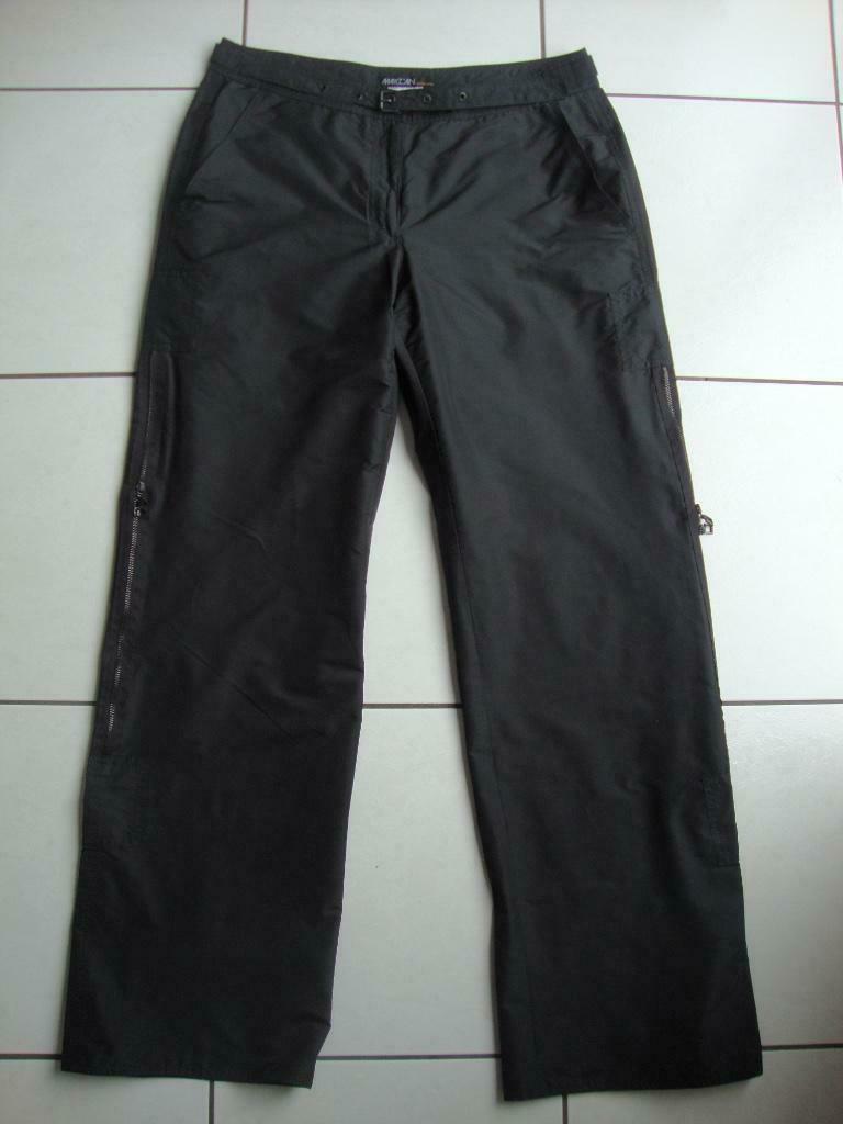 Lange broek van Marccain.  -  5, Taille 38/40 (M), Comme neuf, Longs, Noir