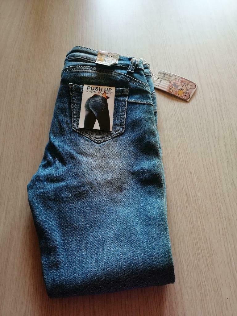 JEANSBROEK MERK JEANS YARD - MAAT 42 – NIEUW MET ETIKET / pu, Kleding | Dames, Spijkerbroeken en Jeans, Nieuw, W30 - W32 (confectie 38/40)