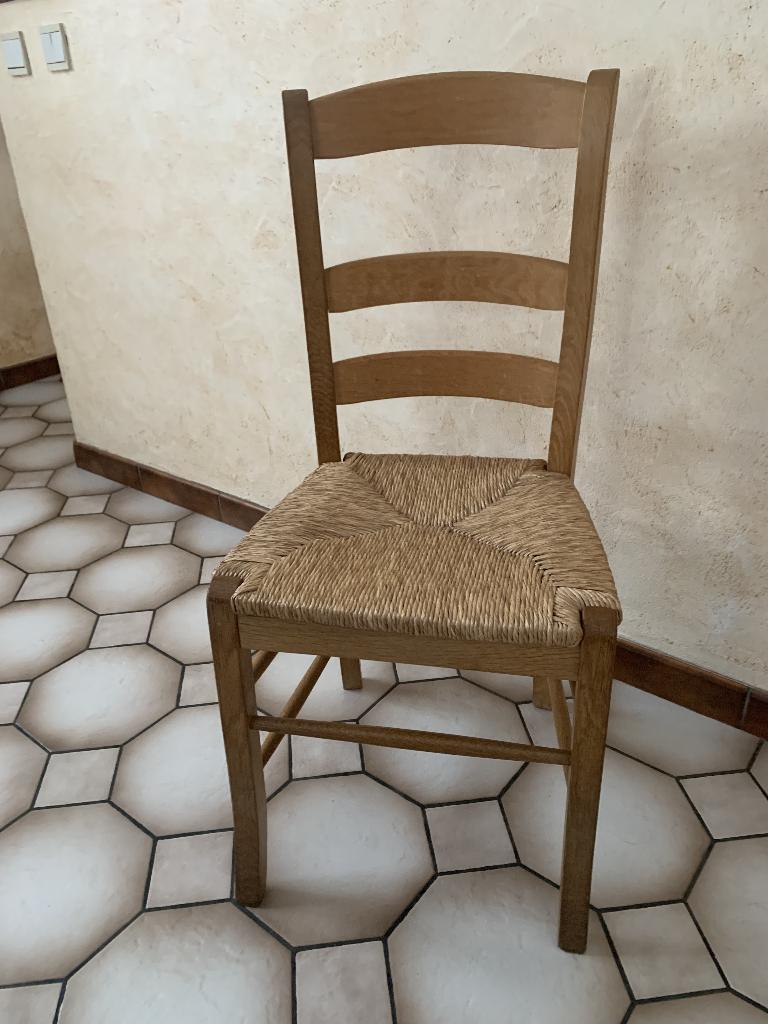 6 chaises én chêne caligène, En chêne, Brun, Enlèvement, Osier ou Rotin