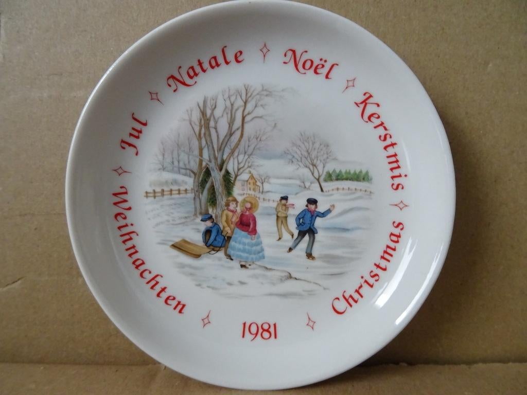 Porseleinen bordje Kerstmis 1981 Schwarzenhammer Avon 11cm, Ophalen of Verzenden, Zo goed als nieuw