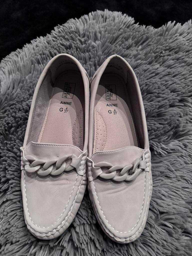 Damesaansteker - beige - maat 37, Kleding | Dames, Ophalen of Verzenden, Zo goed als nieuw, Anne, Instappers